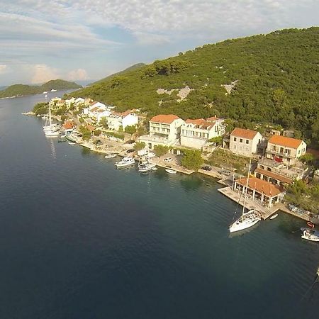 Apartments Sponga Polače エクステリア 写真