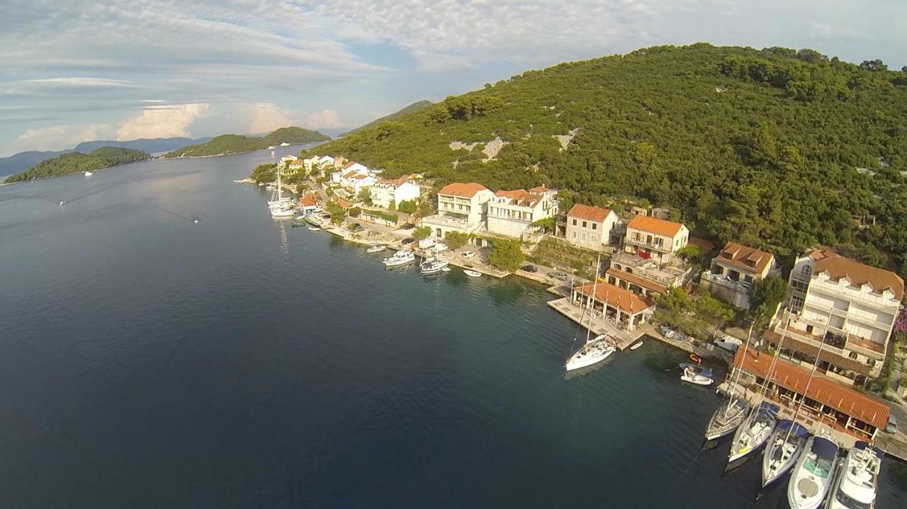 Apartments Sponga Polače エクステリア 写真